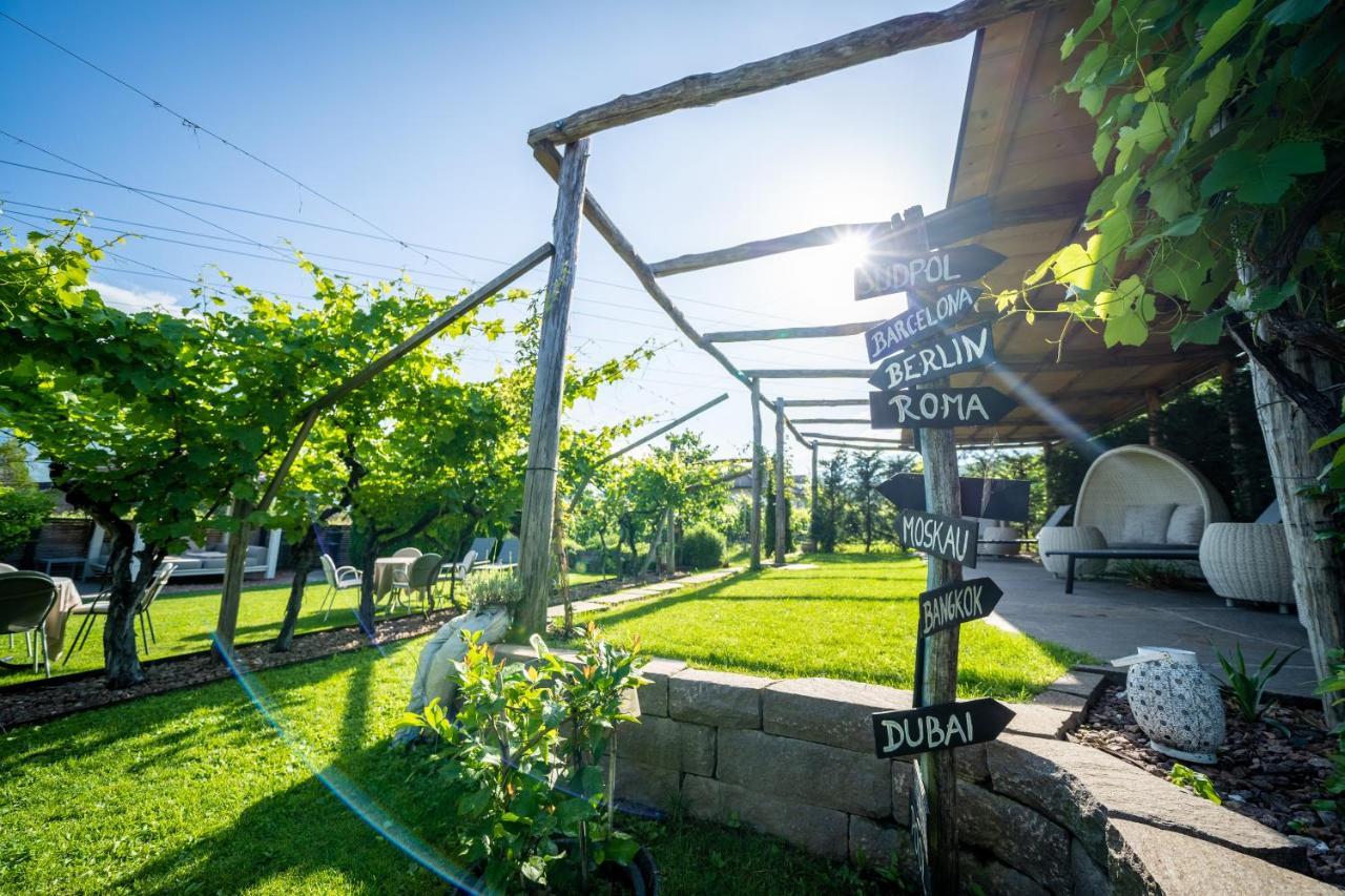 Hotel Frangart An Der Weinstrasse Appiano Sulla Strada Del Vino Exterior photo